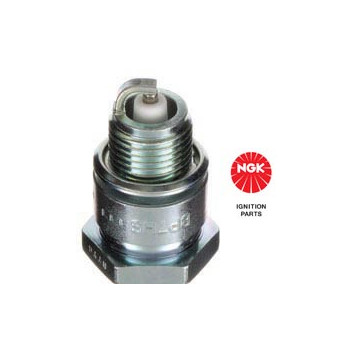 SPARK PLUG - BP7HS